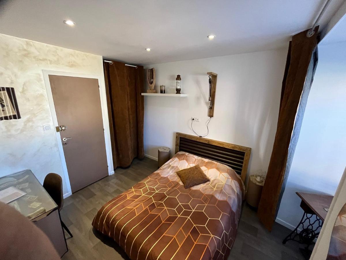 Chambres D'Hotes A La Forge Du Coglais La Selle-en-Cogles Εξωτερικό φωτογραφία
