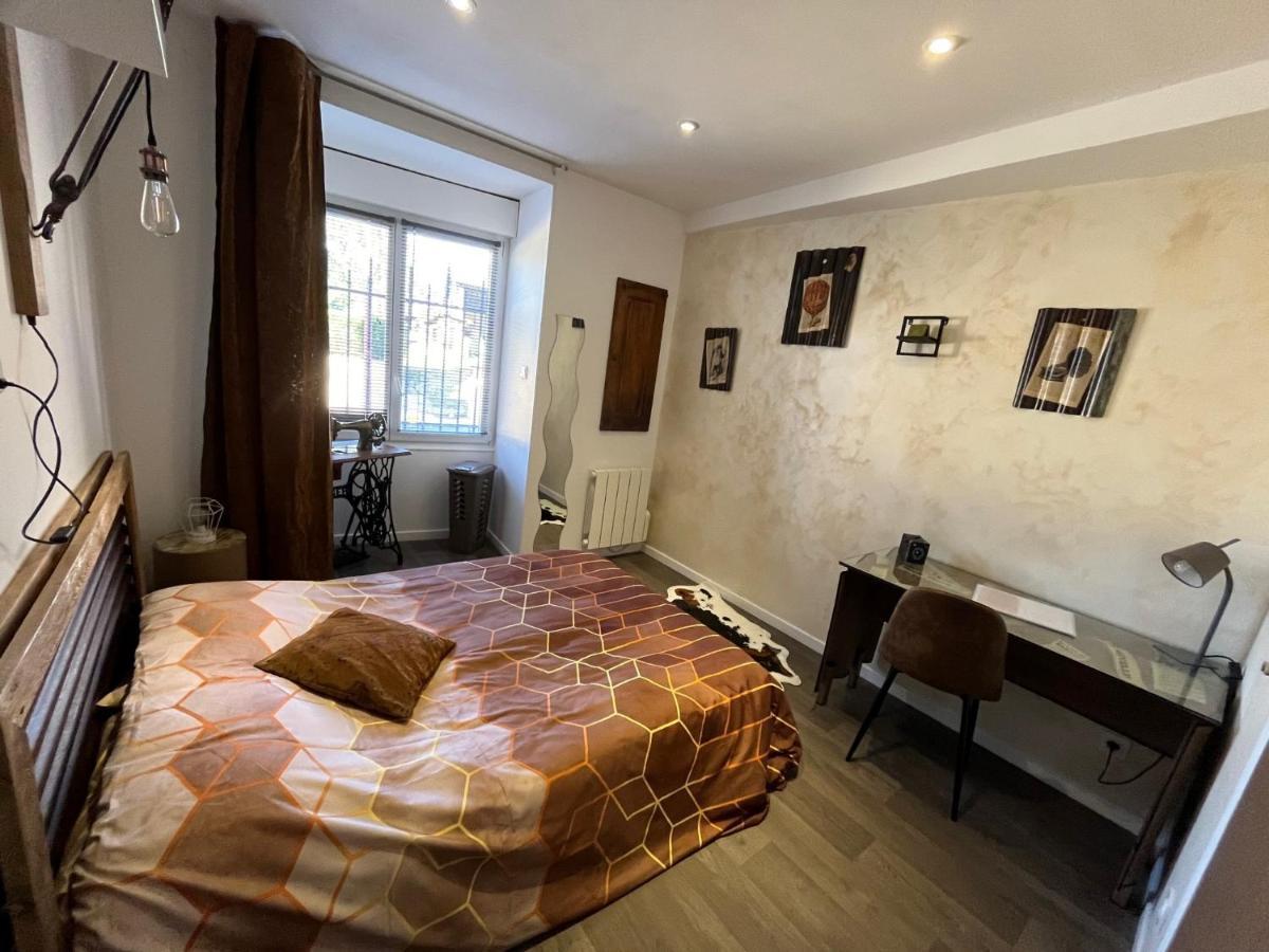 Chambres D'Hotes A La Forge Du Coglais La Selle-en-Cogles Εξωτερικό φωτογραφία