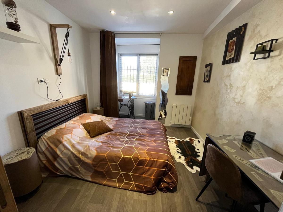 Chambres D'Hotes A La Forge Du Coglais La Selle-en-Cogles Εξωτερικό φωτογραφία